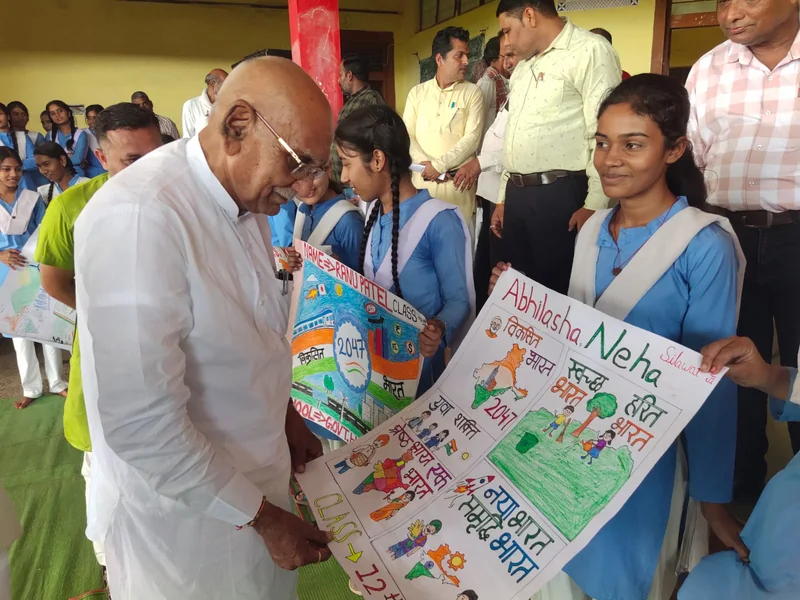 सेवा संकल्प अभियान के तहत जिले के विद्यालयों में भाषण एवं चित्रकला प्रतियोगिताएं आयोजित