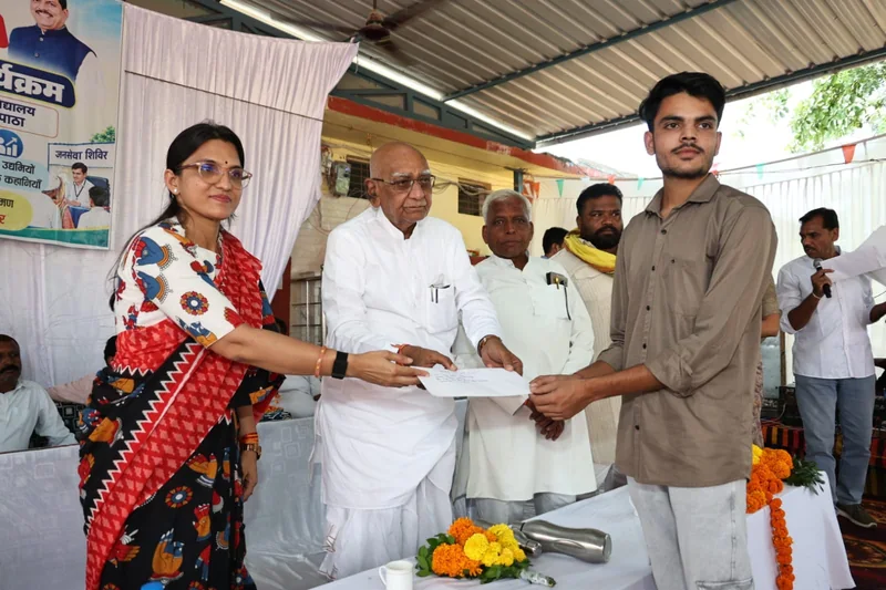 अभियानों के माध्यम से पात्र हितग्राहियों को योजनाओं का लाभ दिलाना प्राथमिकता- विधायक श्री पटेल