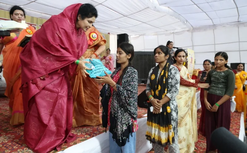 मासिक धर्म स्वच्छता को लेकर संकोच दूर करना और व्यापक जागरूकता लाना बेहद आवश्यक: राज्यमंत्री श्रीमती गौर